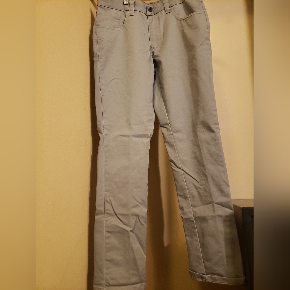 Van Heusen Golf Chinos
